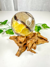 Load image into Gallery viewer, Septarian Sphere (40Q)