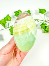 Load image into Gallery viewer, Pistachio Calcite Shiva (PC34)