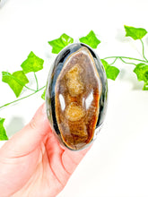 Load image into Gallery viewer, Chocolate Calcite Shiva (CH19)