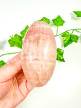 Load image into Gallery viewer, Rose Calcite Shiva (RC22)
