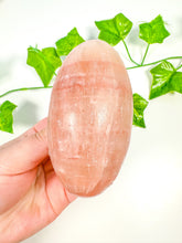 Load image into Gallery viewer, Rose Calcite Shiva (RC26)