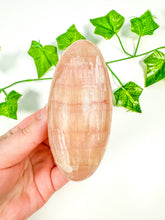 Load image into Gallery viewer, Rose Calcite Shiva (RC30)