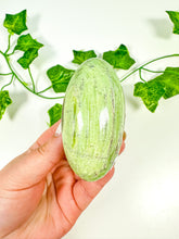 Load image into Gallery viewer, Tremolite Shiva (TR21)