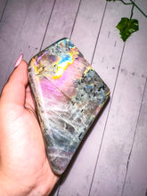 Load image into Gallery viewer, Labradorite Freeform (52i)