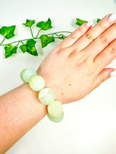 Load image into Gallery viewer, Pistachio Calcite Bracelet