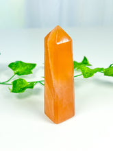 Load image into Gallery viewer, Honey Calcite Tower (HC24)