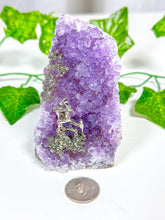 Load image into Gallery viewer, Amethyst Cutbase Pyrite Miner (22G)