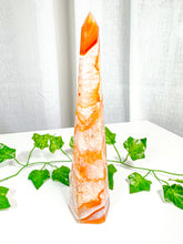 Load image into Gallery viewer, Carnelian Tower (132A)