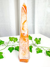 Load image into Gallery viewer, Carnelian Tower (132A)