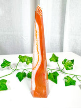 Load image into Gallery viewer, Carnelian Tower (105D)