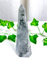 Load image into Gallery viewer, Black Agate Tower (28A)