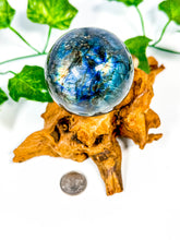Load image into Gallery viewer, Labradorite Sphere (35E)