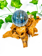 Load image into Gallery viewer, Labradorite Sphere (20A)