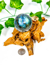 Load image into Gallery viewer, Labradorite Sphere (20C)