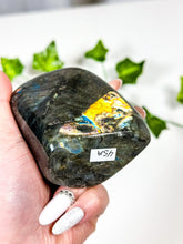 Load image into Gallery viewer, Labradorite Freeform (45A)