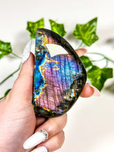 Load image into Gallery viewer, Labradorite Freeform (35A)