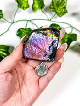 Load image into Gallery viewer, Labradorite Freeform (26A)