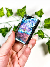 Load image into Gallery viewer, Labradorite Freeform (26B)