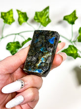 Load image into Gallery viewer, Labradorite Freeform (26B)