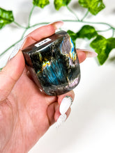 Load image into Gallery viewer, Labradorite Freeform (22B)