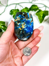 Load image into Gallery viewer, Labradorite Freeform (22D)