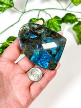 Load image into Gallery viewer, Labradorite Freeform (16A)