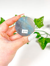 Load image into Gallery viewer, Trolleite Pegasus Pendant (32C)