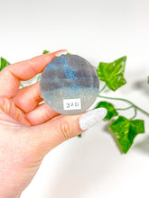 Load image into Gallery viewer, Trolleite Pegasus Pendant (32D)