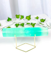 Load image into Gallery viewer, Green Emerald Fluorite Bracelet Stand (115A)