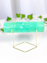 Load image into Gallery viewer, Green Emerald Fluorite Bracelet Stand (85A)