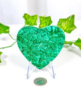 Load image into Gallery viewer, Malachite Heart on Stand (67M)