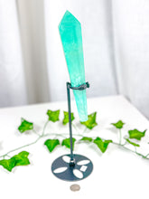 Load image into Gallery viewer, Emerald Fluorite Wand on Stand (98B)