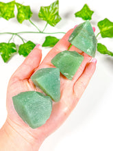 Load image into Gallery viewer, Raw Green Aventurine Rough Stone