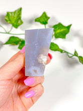 Load image into Gallery viewer, Flower Agate Freeform (15D)