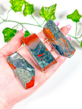 Load image into Gallery viewer, African Blood Freeform