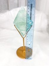 Load image into Gallery viewer, HQ Gemmy Green Fluorite Diamond on Stand (105E)