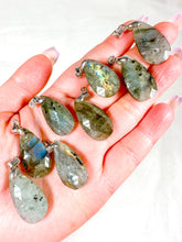 Load image into Gallery viewer, Faceted Labradorite Pendent