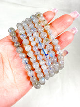 Load image into Gallery viewer, Labradorite Bracelet (Flashy)