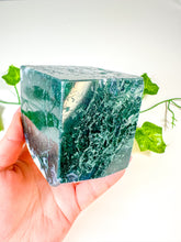 Load image into Gallery viewer, Moss Agate Standing Cube (52C)