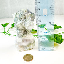 Load image into Gallery viewer, Moss Agate Goddess Body (58D)