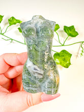 Load image into Gallery viewer, Moss Agate Goddess Body (58E)