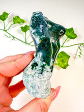 Load image into Gallery viewer, Moss Agate Goddess Body (58F)