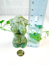 Load image into Gallery viewer, Moss Agate Goddess Body (58G)