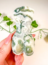 Load image into Gallery viewer, Moss Agate Goddess Body (58H)