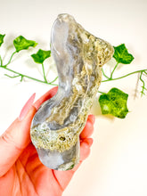 Load image into Gallery viewer, Moss Agate Goddess Body (58M)