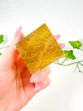 Load image into Gallery viewer, Rainbow Fluorite Standing Cube (32X)