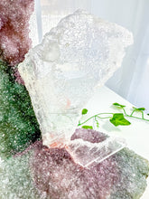 Load image into Gallery viewer, Amethyst & Gypsum Statement Flower (420A)