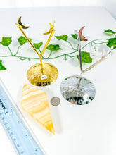 Load image into Gallery viewer, Orange Calcite Diamond on Stand (42Z)