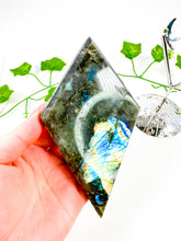 Load image into Gallery viewer, Labradorite Diamond on Stand (52o)