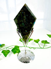 Load image into Gallery viewer, Labradorite Diamond on Stand (50L)